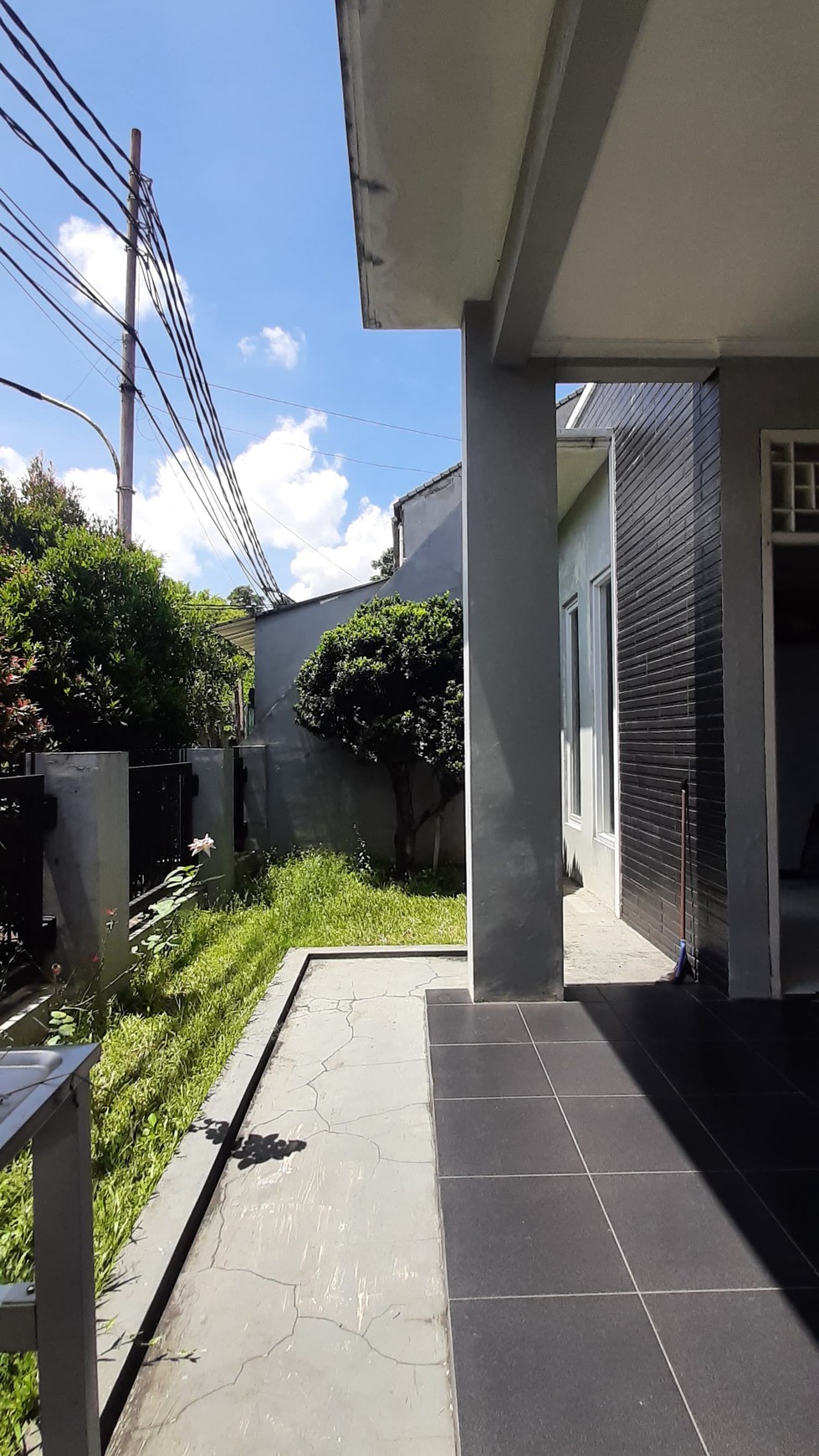 Rumah Siap Huni Diarea Bintaro Jaya Sektor 9, Dekat Stasiun KA & Toll