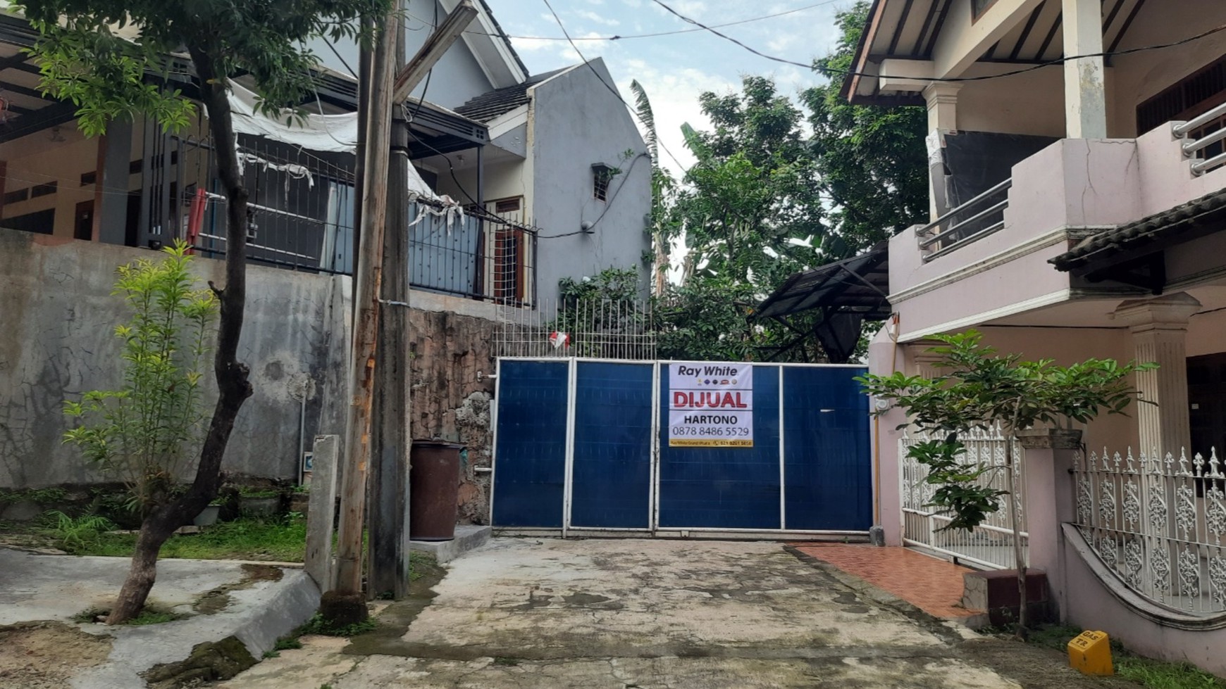 Rumah Dijual di Bekasi Timur Pondok Hijau Permai - Rumah Luas harga Menarik.