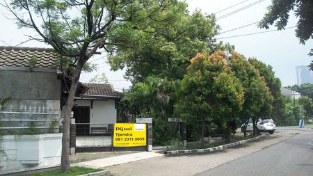 Rumah di Jemursari Surabaya Selatan, Lokasi Strategis Hook/Pojokan, Cocok untuk Rumah Tinggal/Kantor !!!
