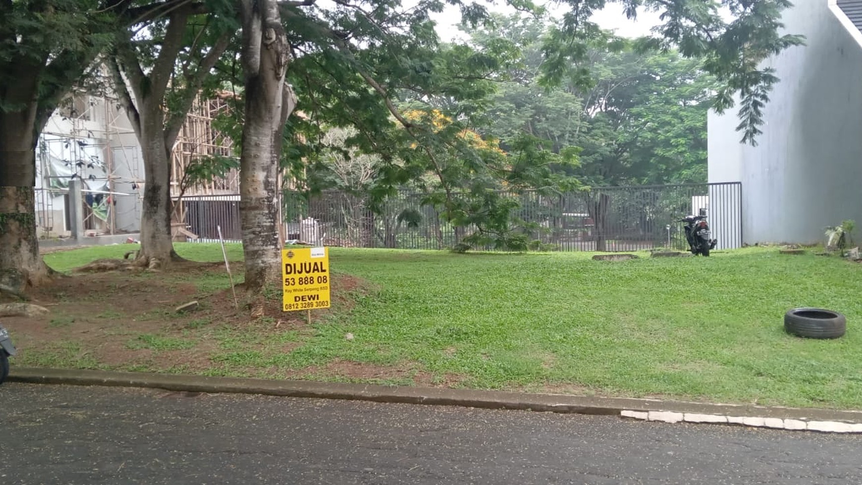 Kavling badan di The Green