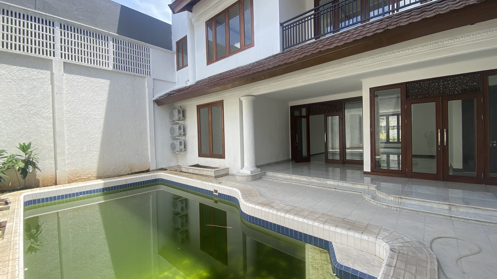 Big house and just renovated at kuningan area, jakarta selatan