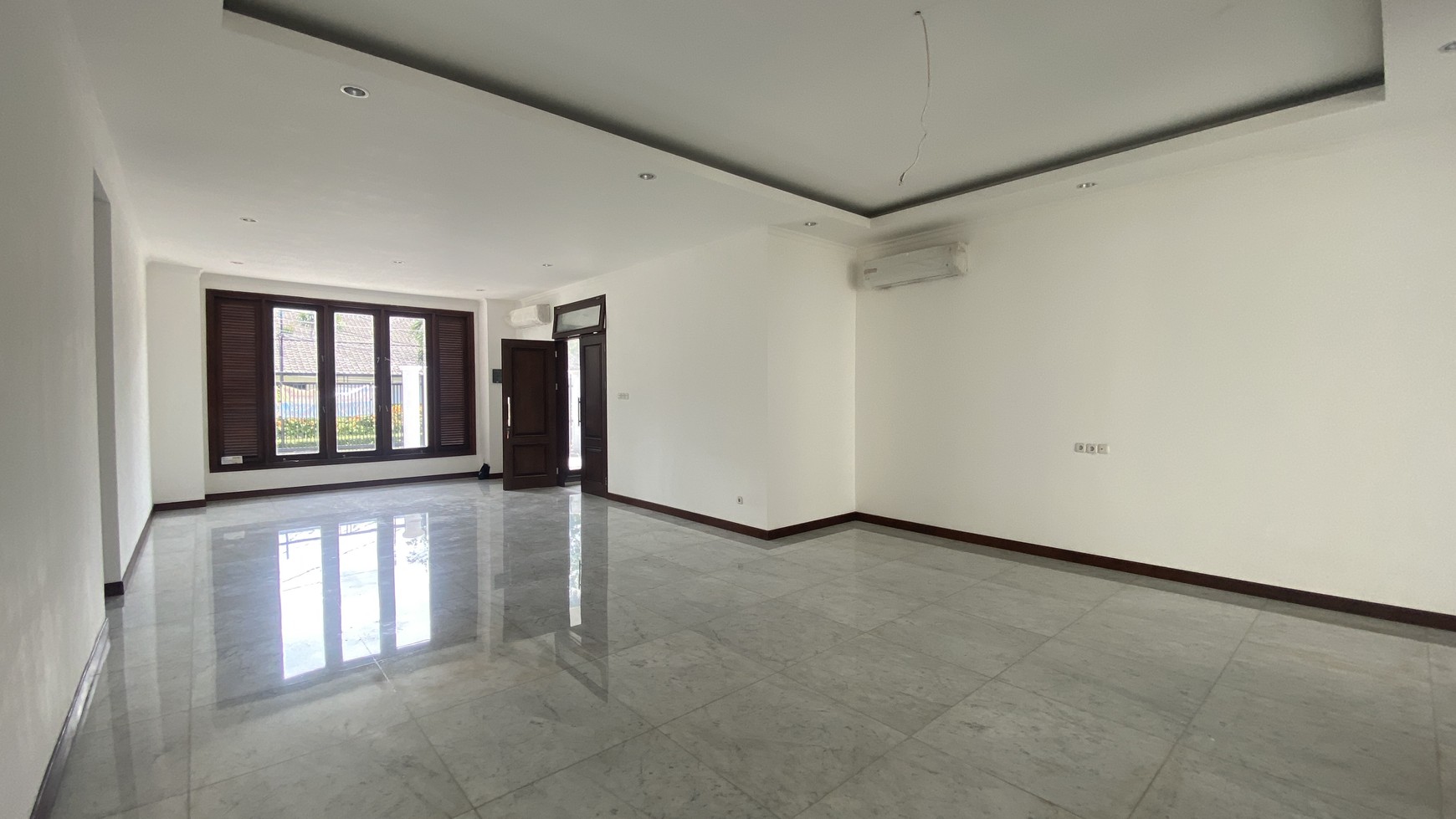 Big house and just renovated at kuningan area, jakarta selatan