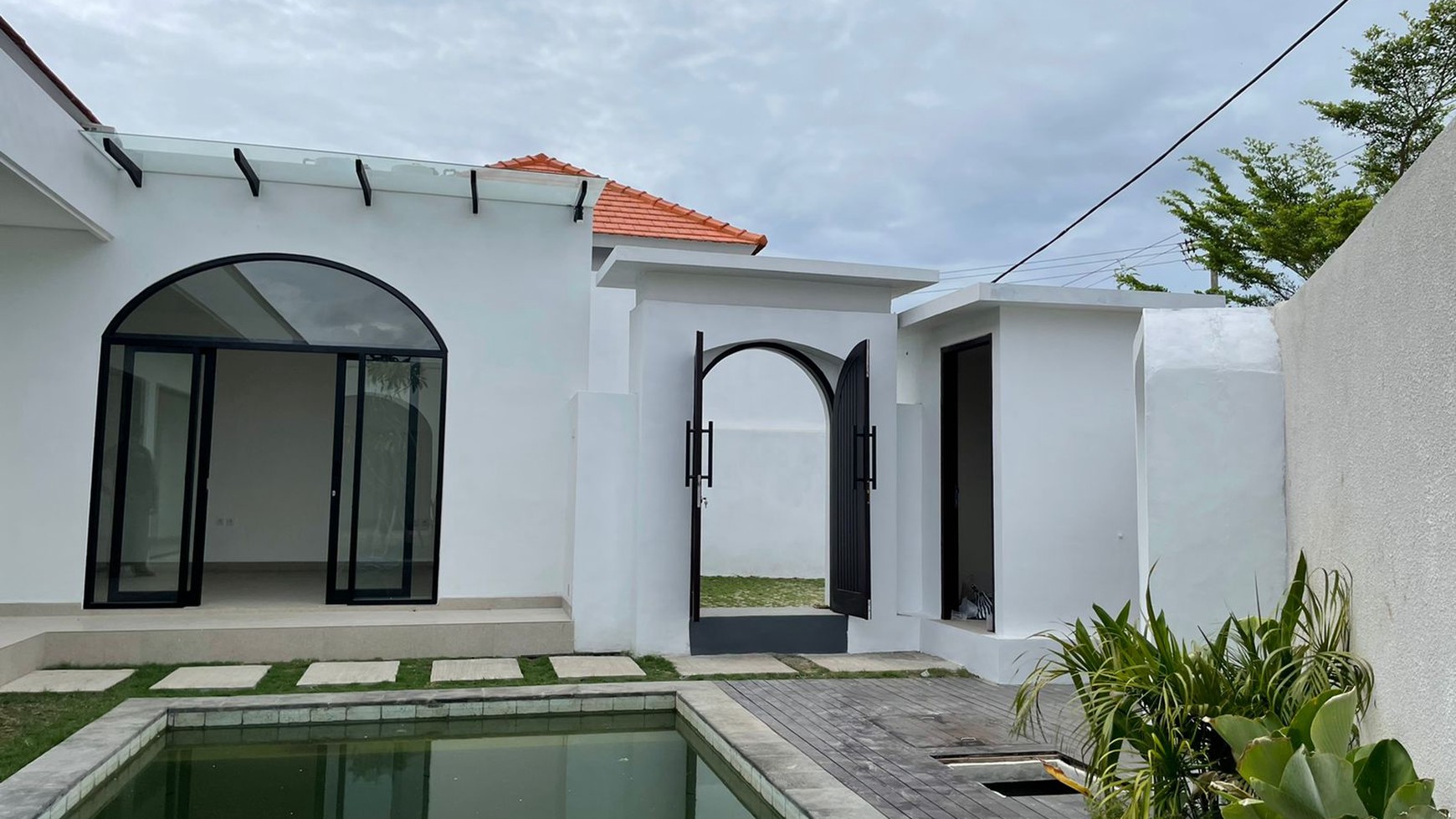 3 Bedroom villa near Menegening beach