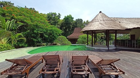 Freehold - Exquisite Oasis Luxurious 6-Bedroom Villa with Pool in Canggu