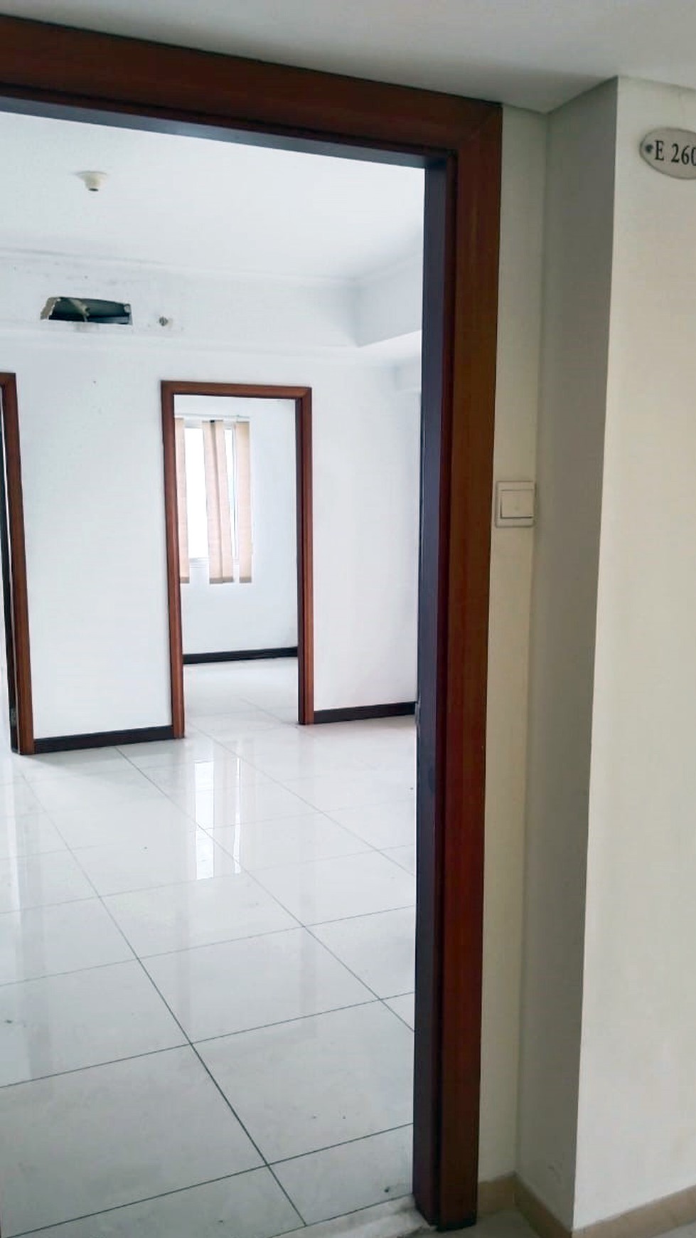 Apartemen Waterplace 3 BR, View City & Jalan Raya, Kosongan - RI -