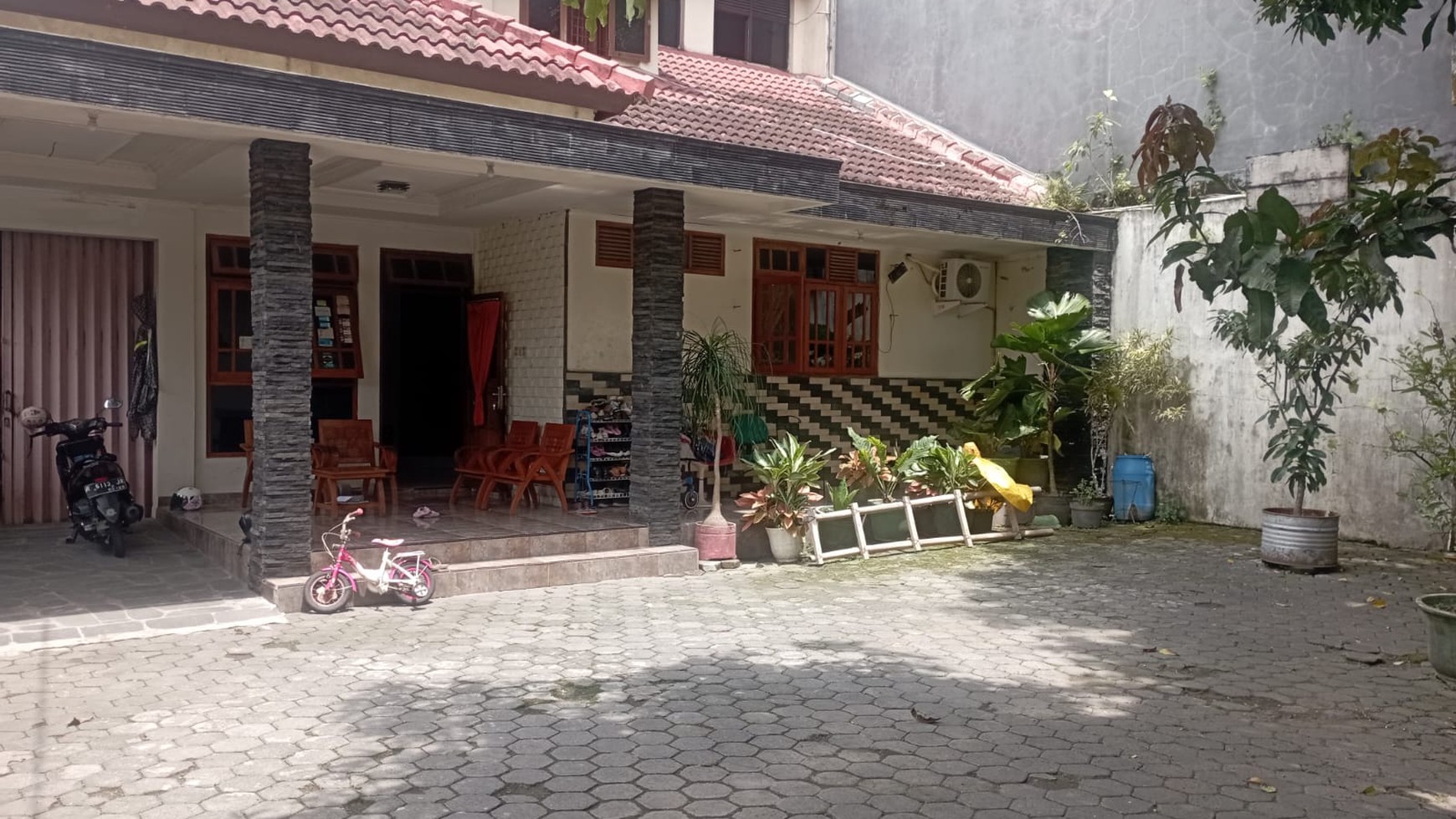 Rumah & Toko Lokasi Strategis di Condong Catur Depok Sleman 