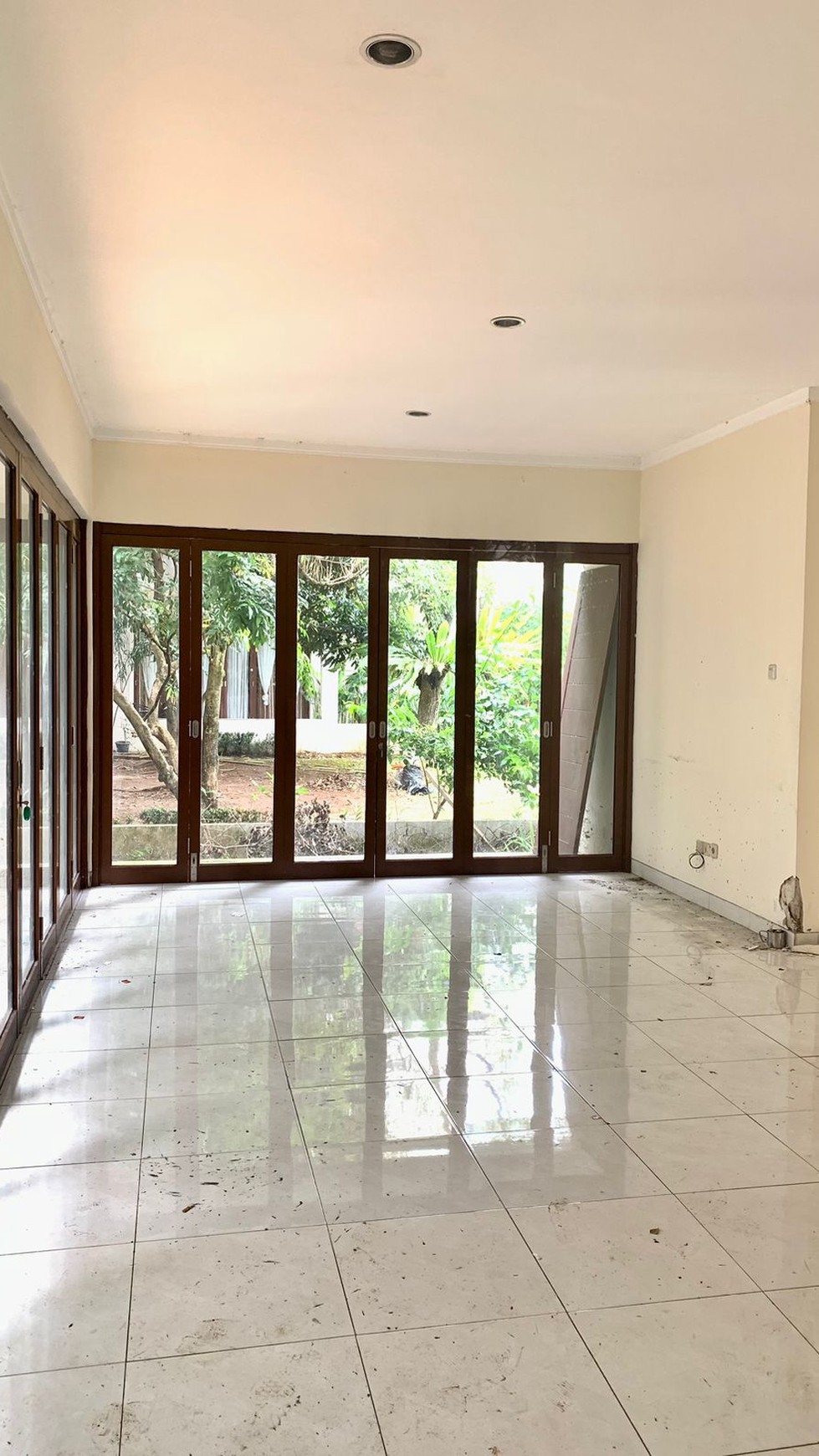 Dijual Rumah Nyaman dan Siap Huni di Discovery Bintaro