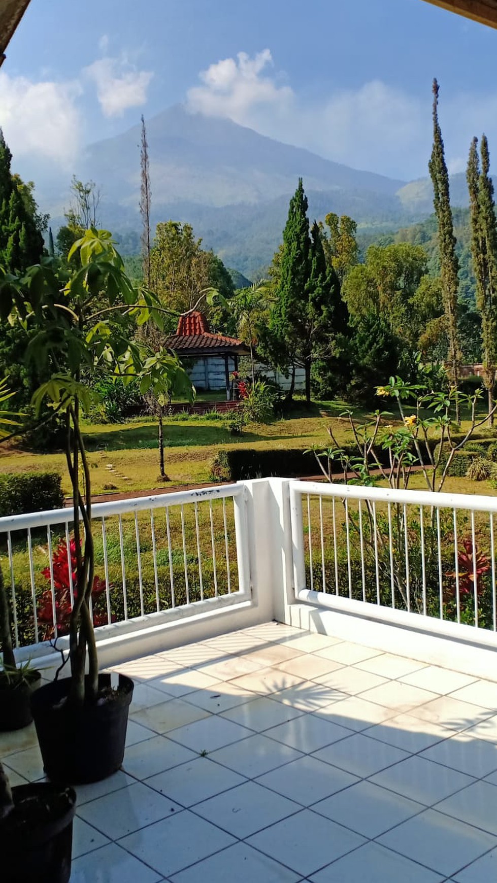 1085. Dijual Segera Villa di Trawas, Kemloko Mojokerto Jawa Timur