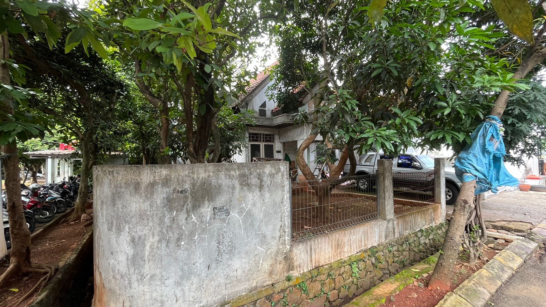 Rumah Hitung Tanah Di Cendana Loka Graha Raya Bintaro Jaya