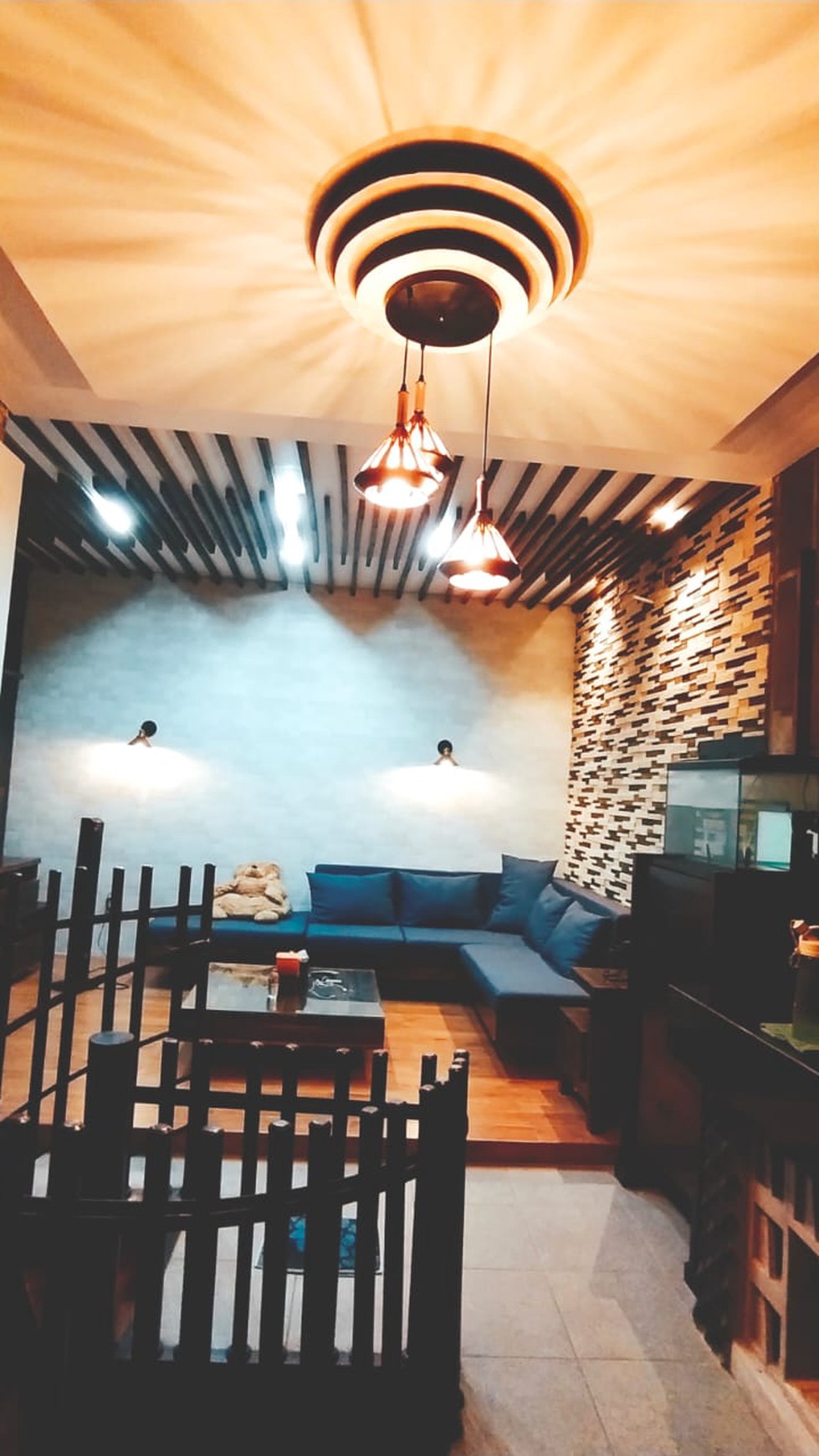 1063. Rumah Mewah Bumi Gedangan Indah, Karangbong, Gedangan, Sidoarjo