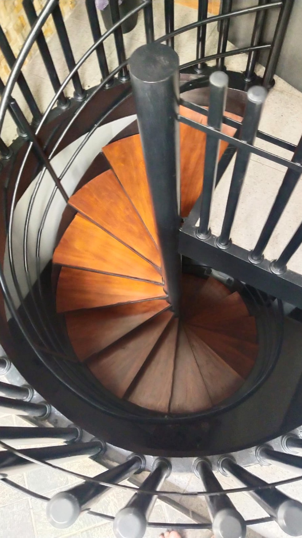 1063. Rumah Mewah Bumi Gedangan Indah, Karangbong, Gedangan, Sidoarjo