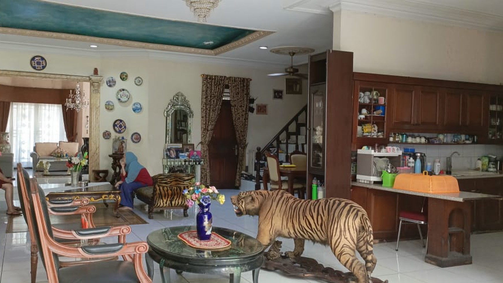 Rumah Bagus Di Jl Deplu Raya Veteran Bintaro Jakarta Selatan