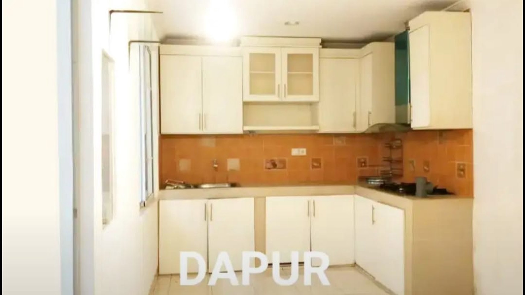 Rumah rapi di The Green