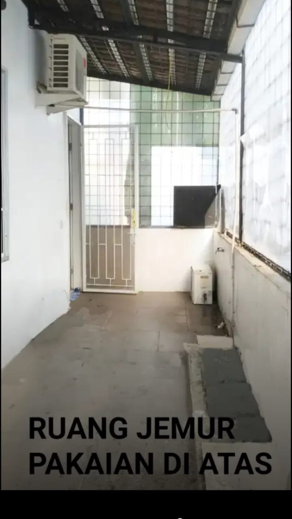 Rumah rapi di The Green