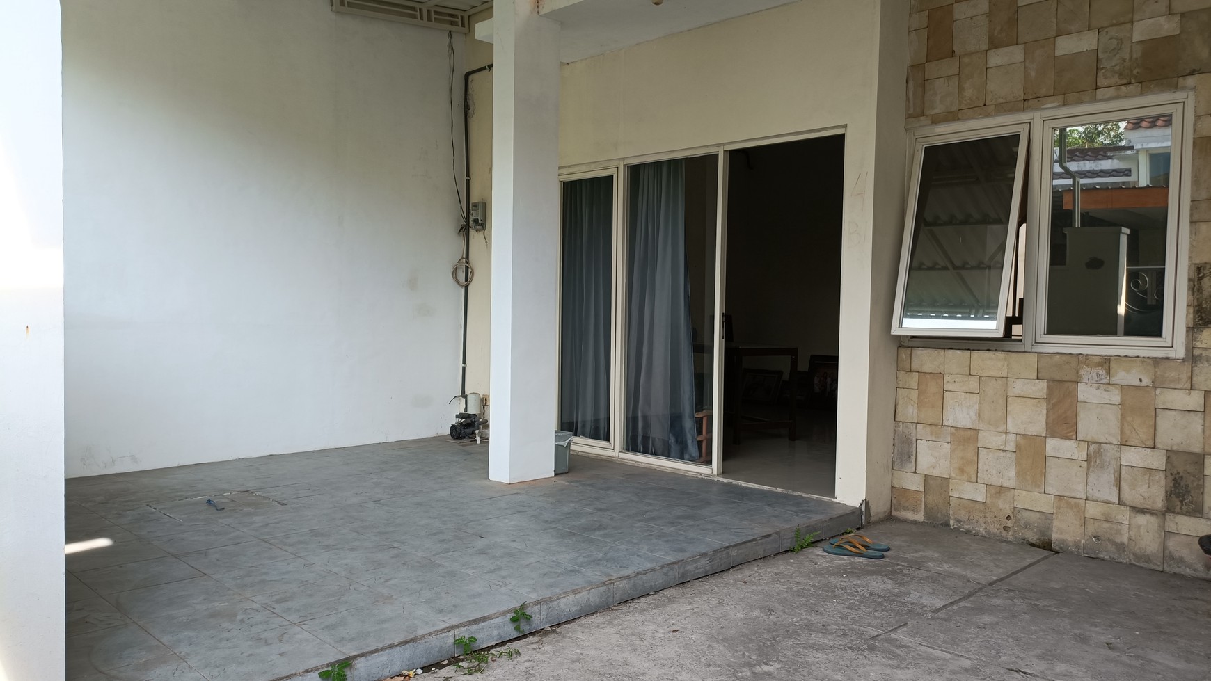 1094. Dijual Rumah Greenlake Wonorejo Rungkut