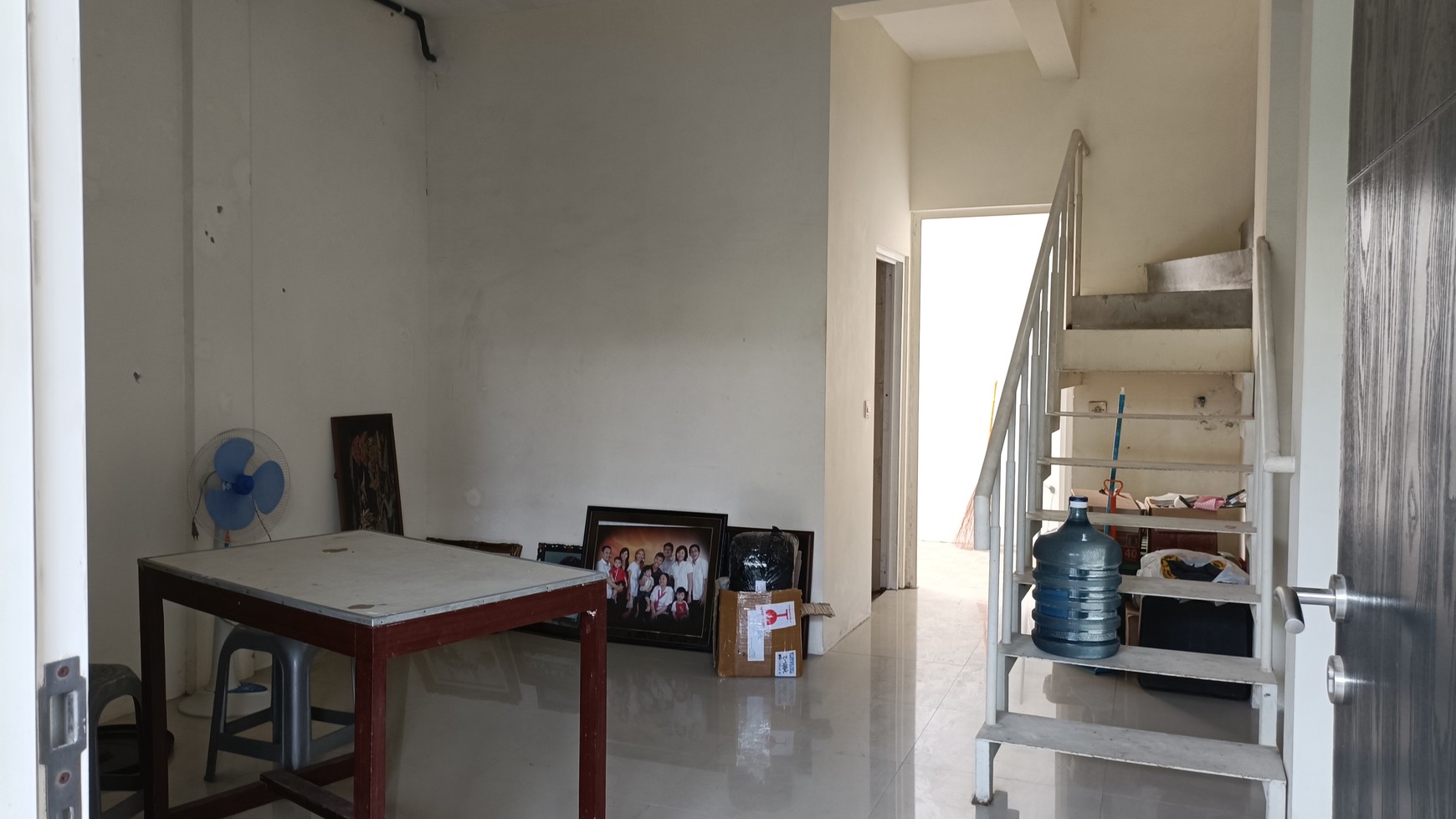 1094. Dijual Rumah Greenlake Wonorejo Rungkut