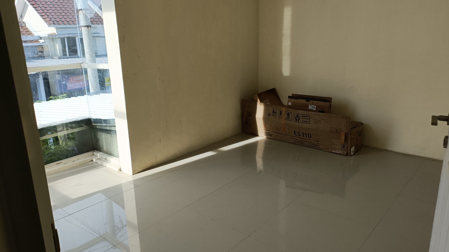 1094. Dijual Rumah Greenlake Wonorejo Rungkut