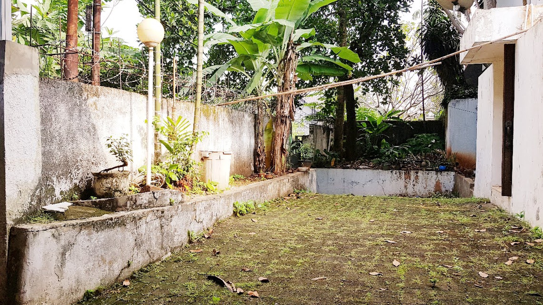 Jual Rumah Lama area Kemang , Jakarta Selatan.