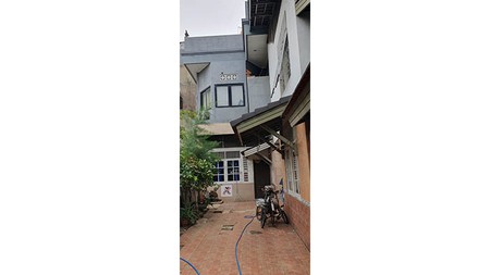 Rumah Hoek Taman Pegangsaan Indah, Kelapa Gading Luas 12m&#xb2; x18m&#xb2;