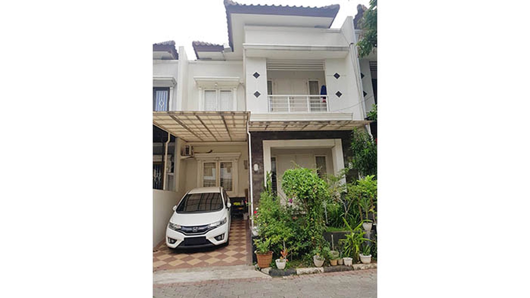 Rumah Jl H. Jenih, Rambutan Ciracas, Luas 7x15m2