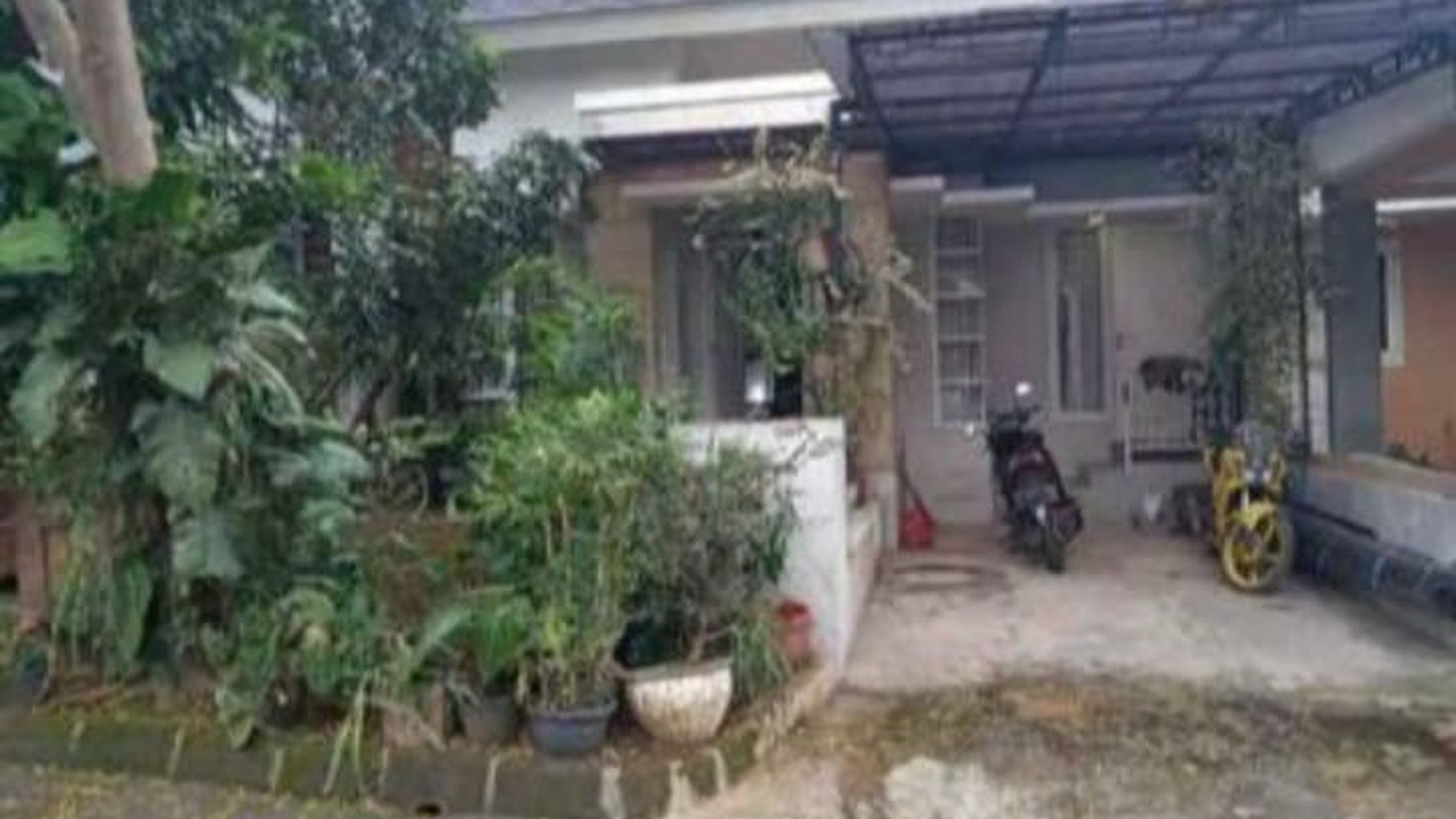 Rumah 2nd di Cluster Perumahan  Cilebut Residence - Bogor