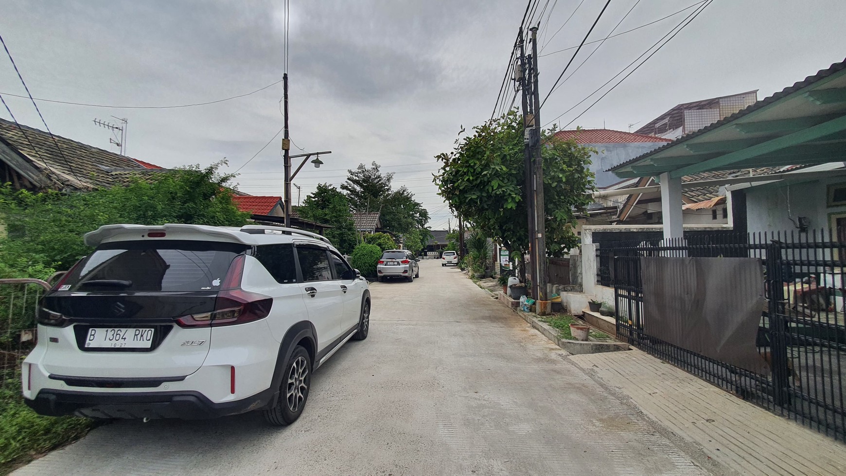 Rumah 2 KT Bebas Banjir di Perumahan Taman Harapan Baru Bekasi