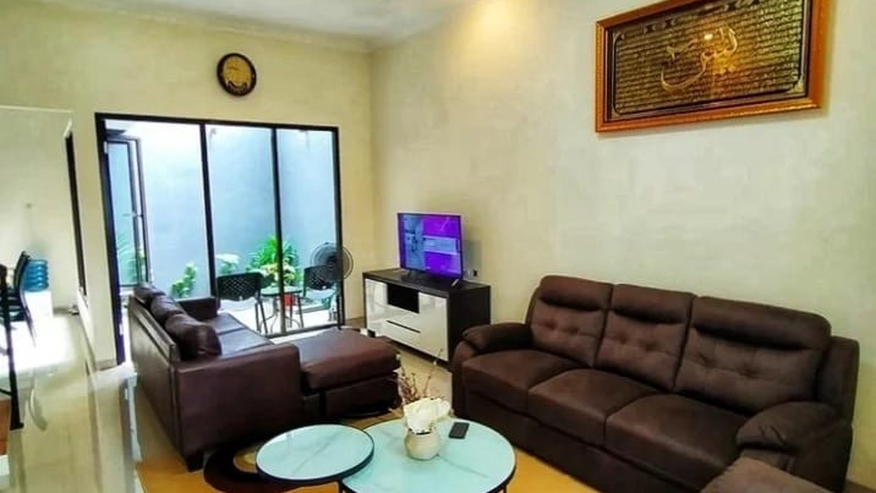 Rumah lantai 2 di Parigi Sekitar Bintaro 