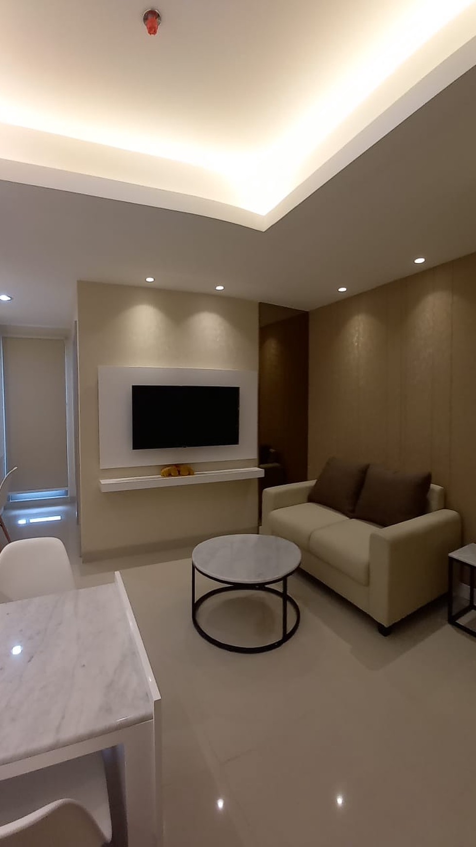 Disewakan Unit One Bedroom Apartemen Grand Sungkono Lagoon Dekat Tol Satelit dan Lave Mall Surabaya