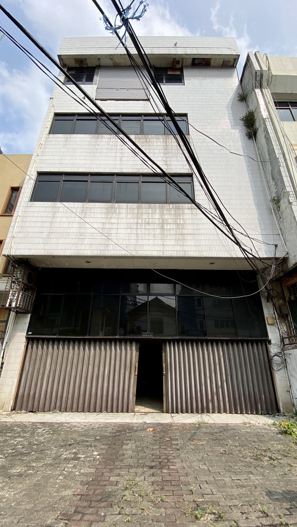 Dijual Ruko Gandeng Bangunan Ex Kantor Di Jl. Alaydrus, Petojo, Jakarta Pusat