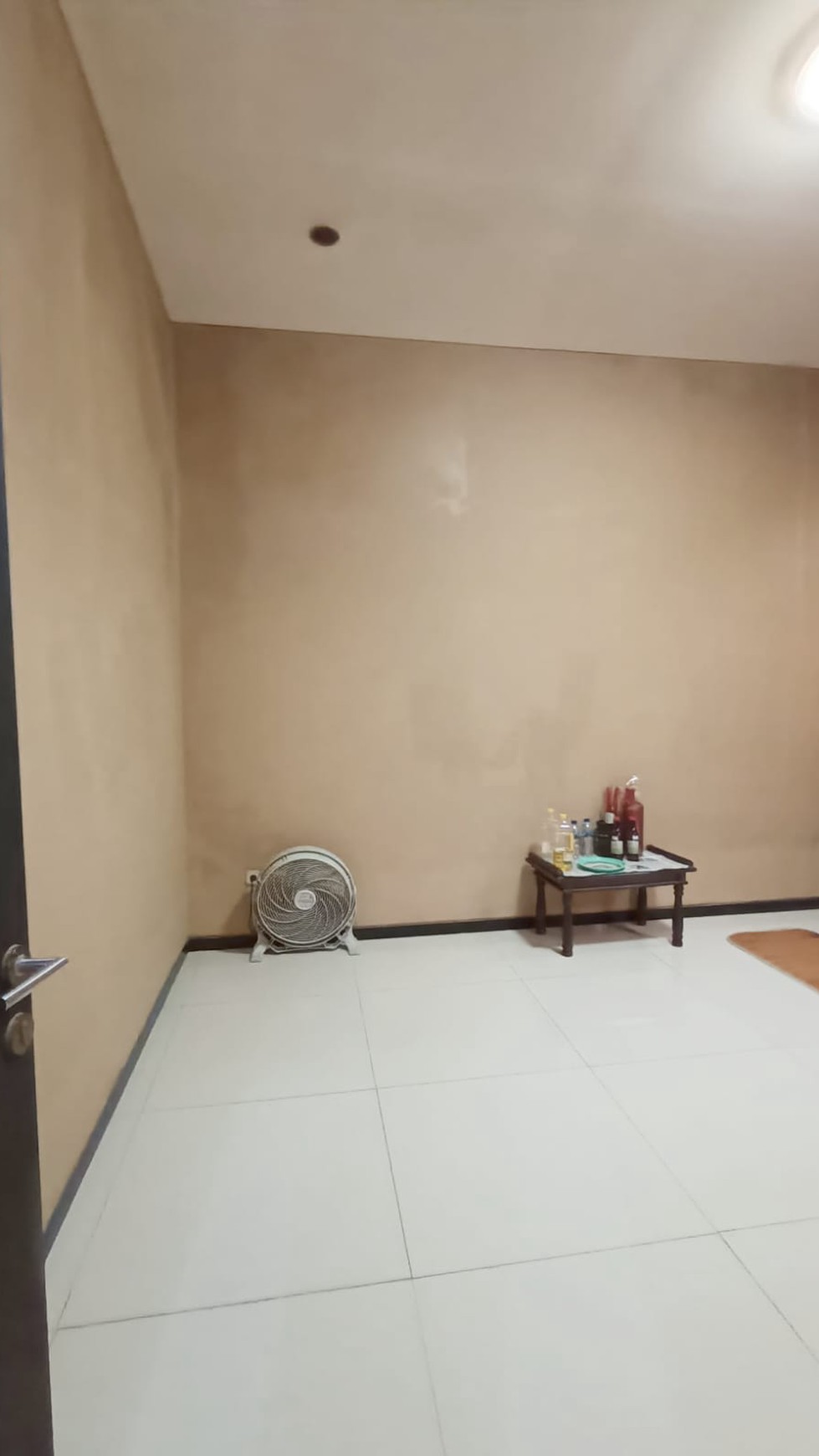 Dijual Rumah Cantik, Bersih, Terawat Pakuwon City-San Antonio area kampus UKWM, ITS