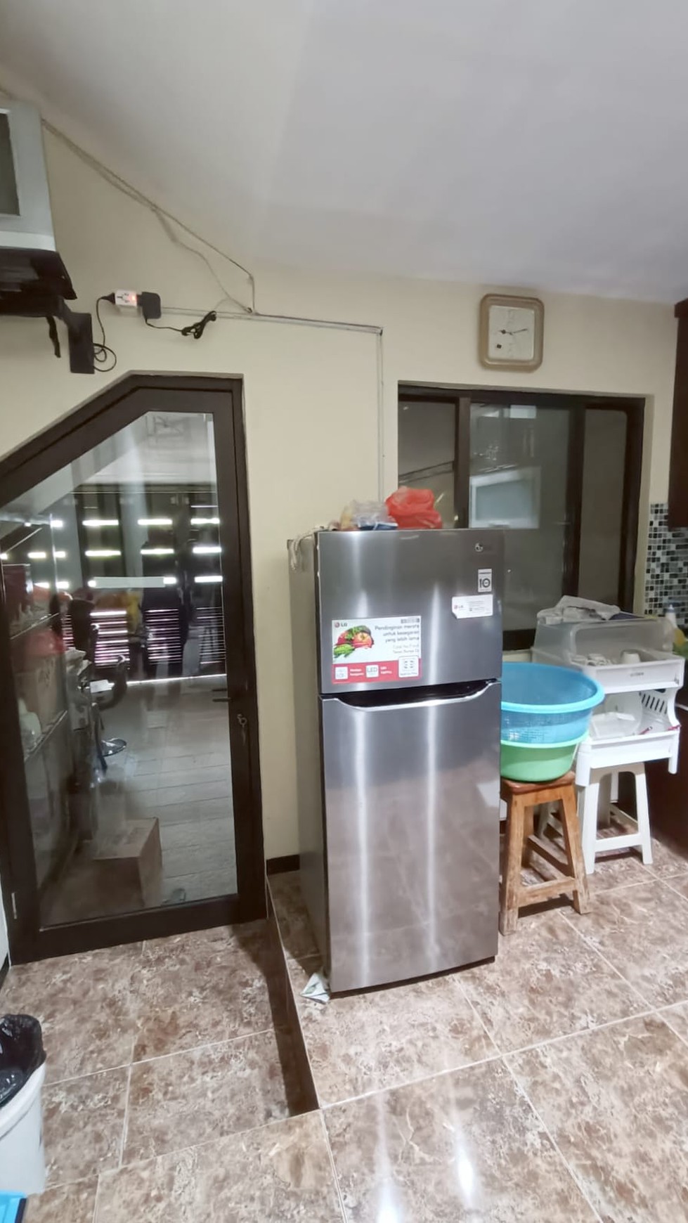 Dijual Rumah Cantik, Bersih, Terawat Pakuwon City-San Antonio area kampus UKWM, ITS