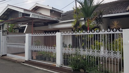 Rumah 6 Kamar di Sayap Turangga Dekat TSM