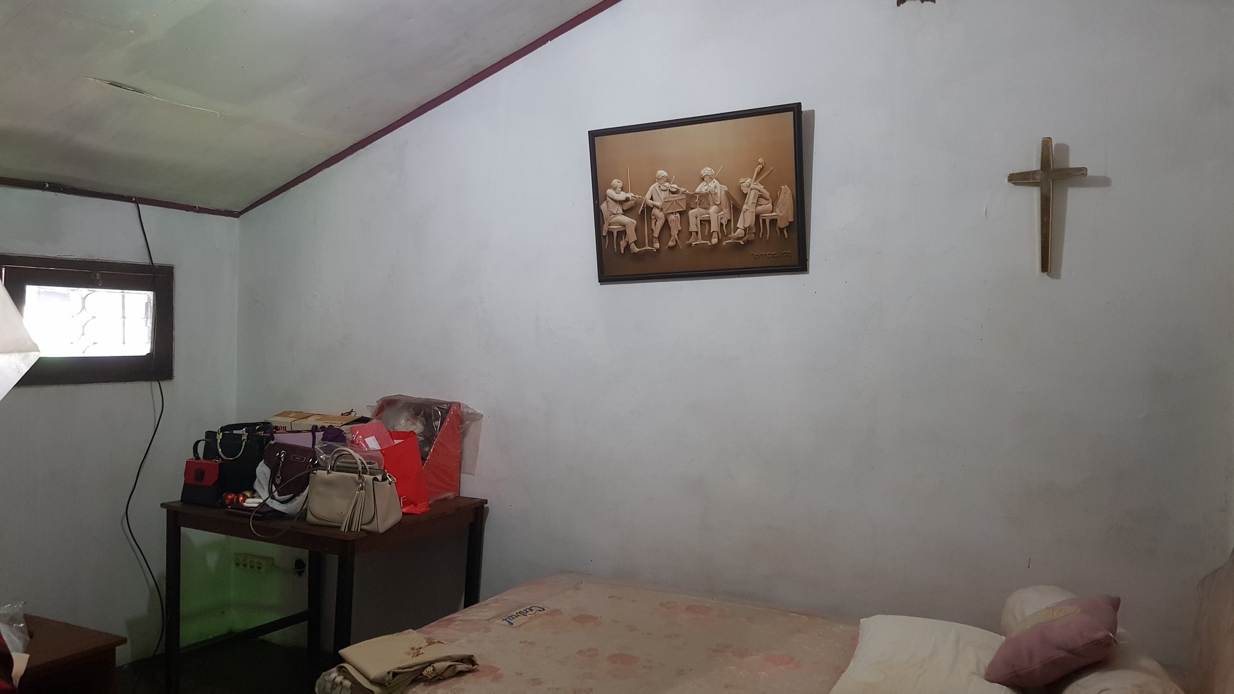 Rumah 6 Kamar di Sayap Turangga Dekat TSM