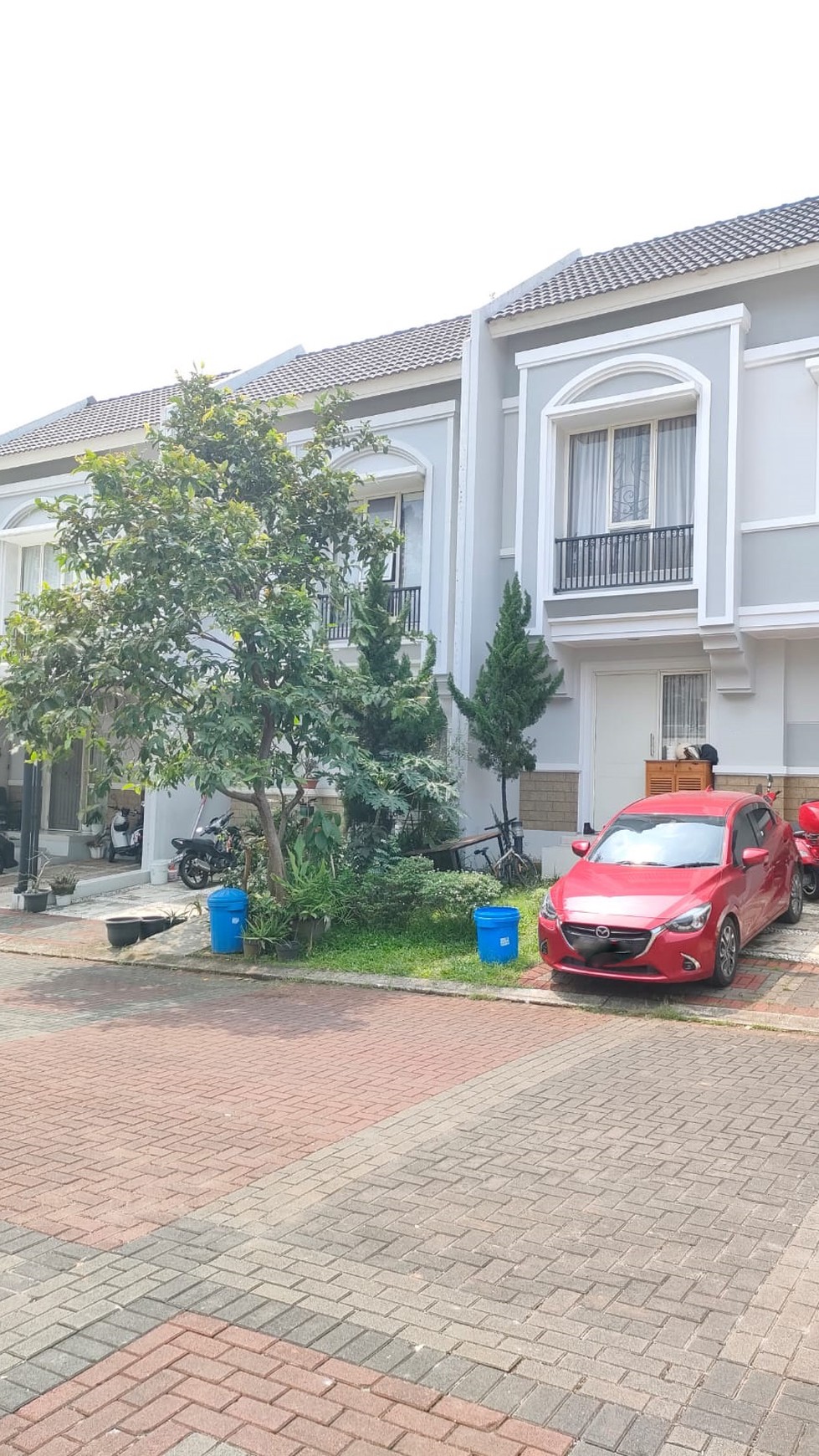 Rumah Minimalis Siap Huni dan Dalam Cluster Sevilla Park @Kencana Loka, BSD