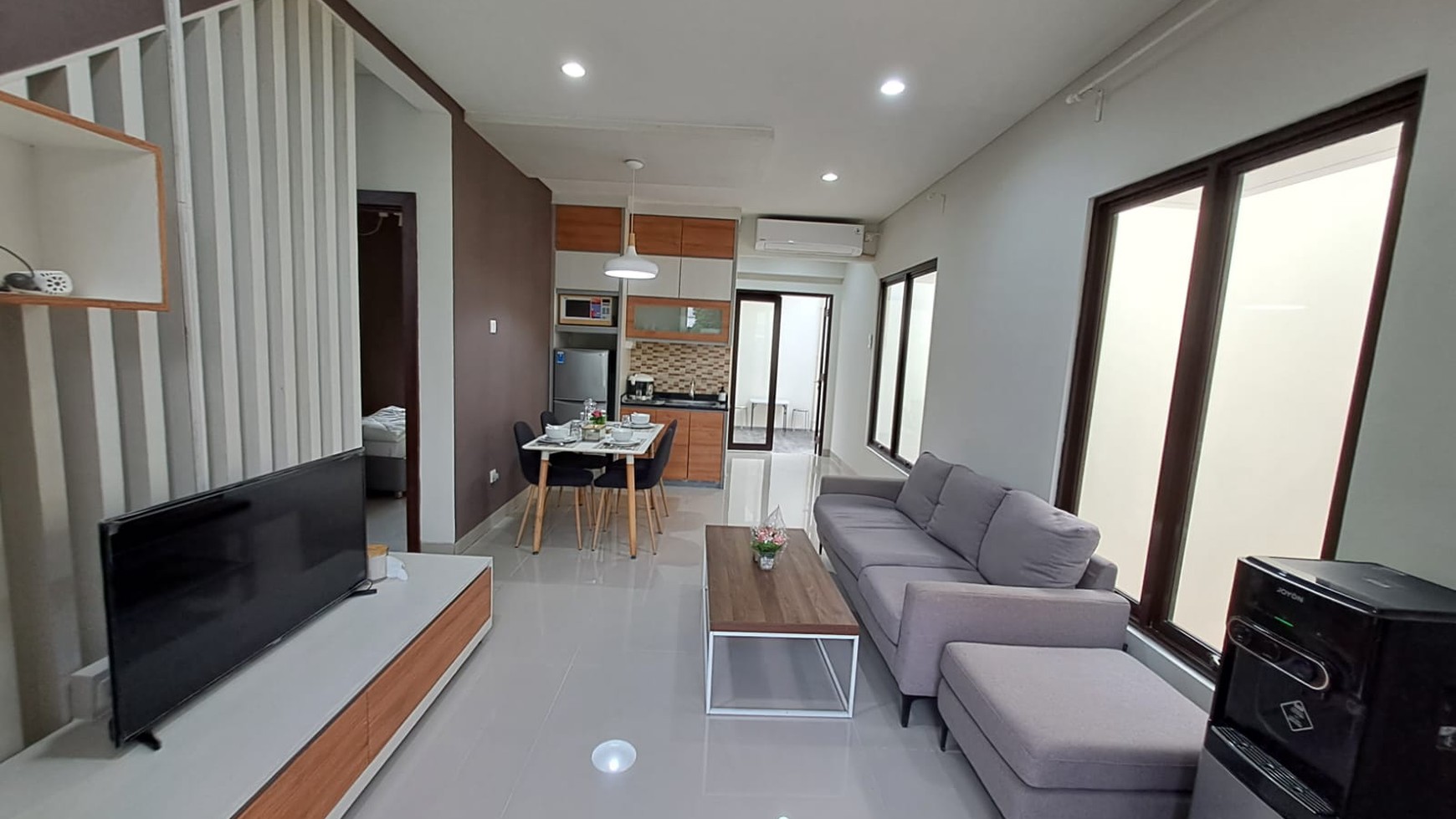 RUMAH BAGUS FULL FURNISHED SIAP HUNI DI TAMAN SIMPRUK FOREST GREEN LIPPO CIKARANG