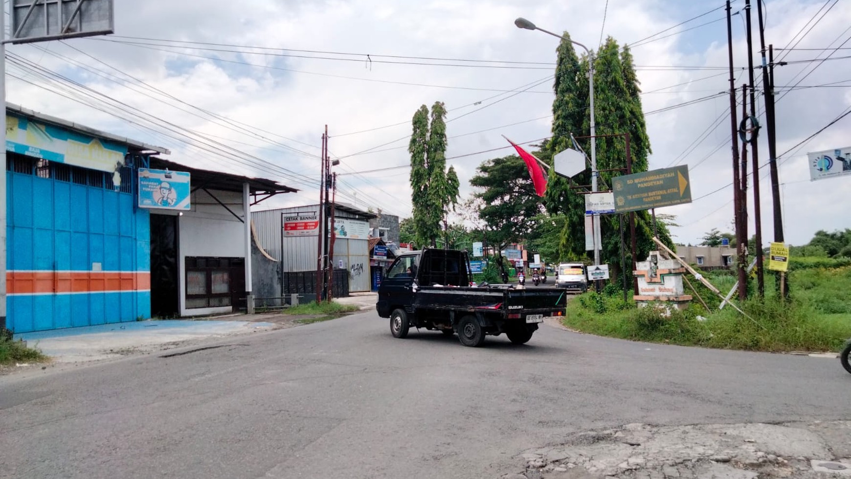 Tanah & Bangunan 2 Lantai Cocok Untuk Usaha Lokasi Ngoto Sewon Bantul