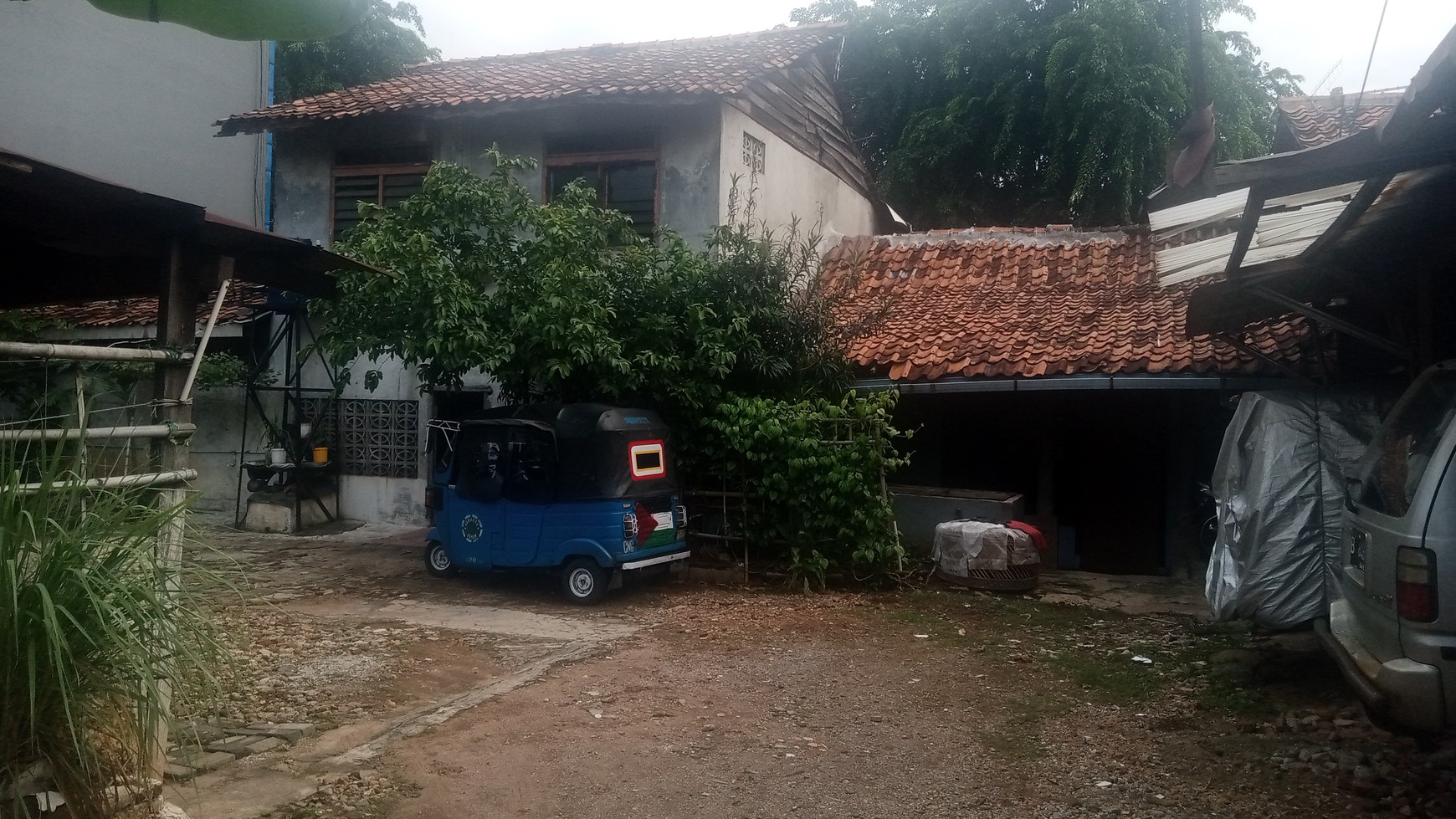 Rumah Komersial Pinggir Jalan di KH Abdullah Syafei 