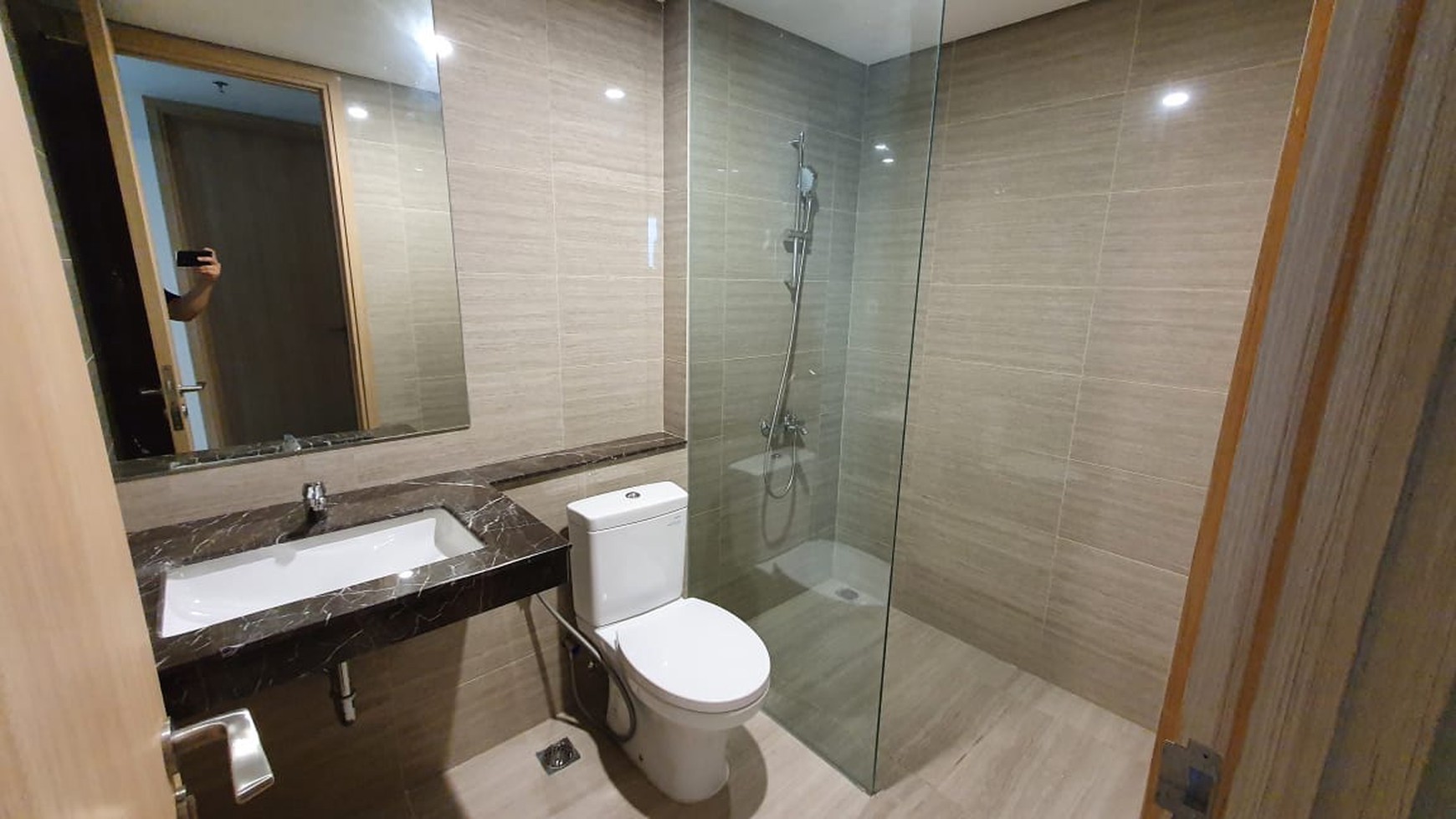 DIjual Apartemen hillcrest Lippo Karawaci Tangerang 