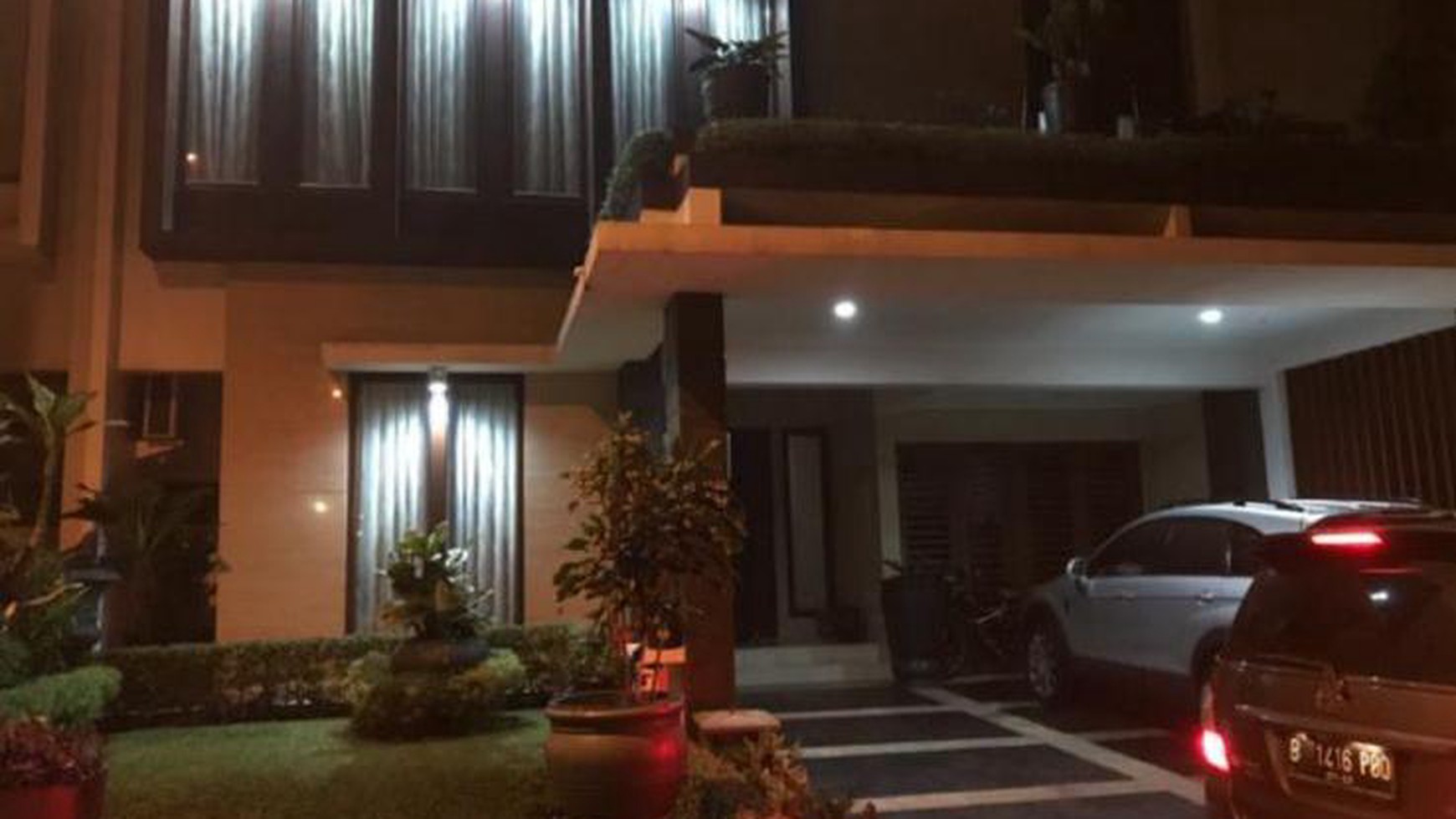 Rumah Sektor 9 Bintaro cluster Discovery dekat dg Mcd dan pusat kuliner...