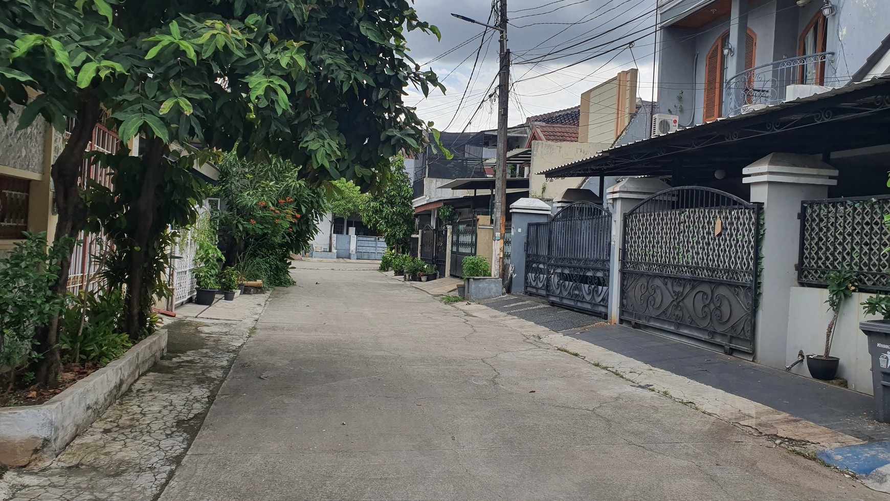 Rumah 2 Lantai di Perumahan Permata Harapan Baru Bekasi