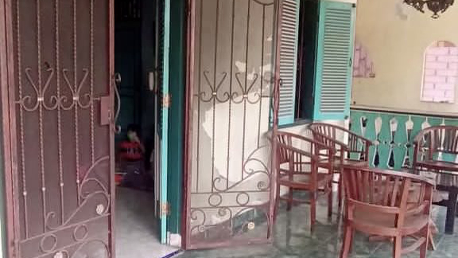 Rumah Bagus Di Komp Dep Keuangan Ciledug Kota Tangerang