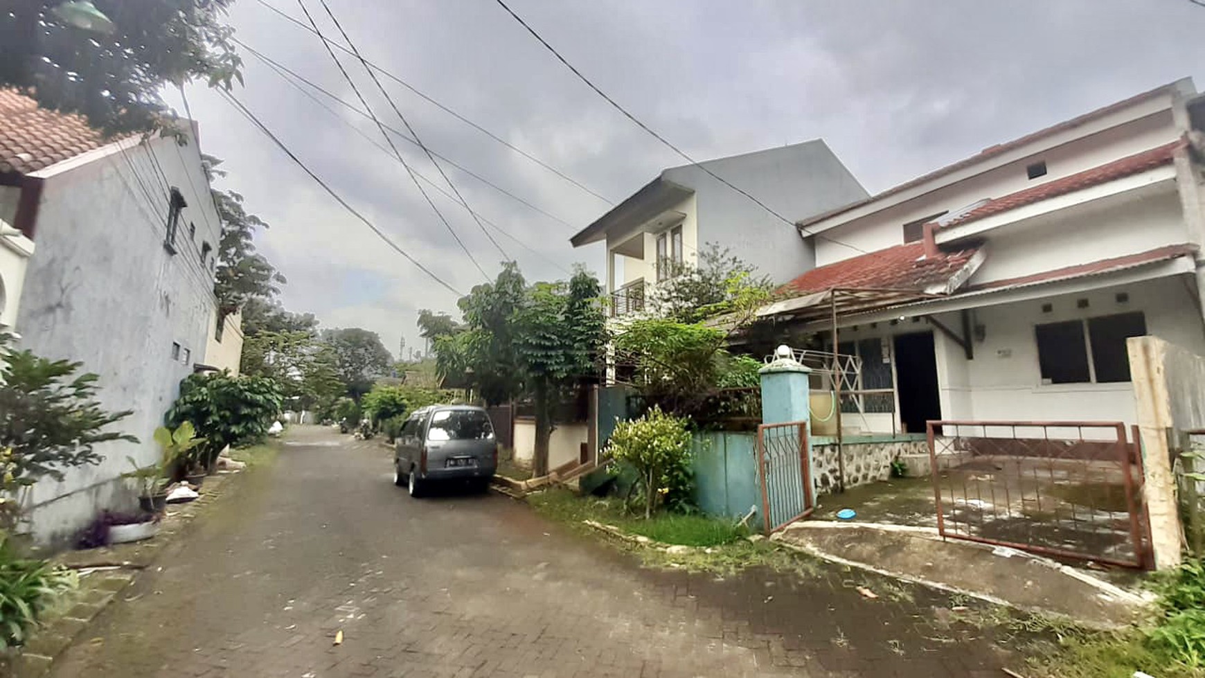 Rumah Bagus Di Perum Bukit Rivaria Sawangan Depok