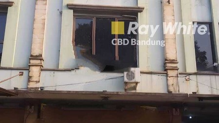 Bagus! Ruko 3 Lantai Strategis di Gunung Batu, Pasteur Bandung! Harga Istimewa!