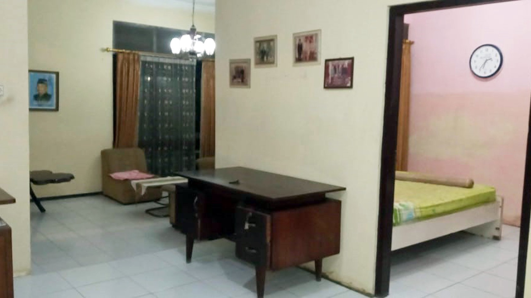 Rumah di Kutisari Selatan Surabaya Selatan, Bagus + Terawat, Row Jalan Lebar - MG -