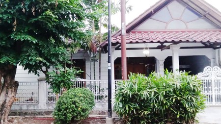 Rumah Bagus Di Perum Komp Keuangan, Jl Ciremai Raya Ciledug Kota Tangerang