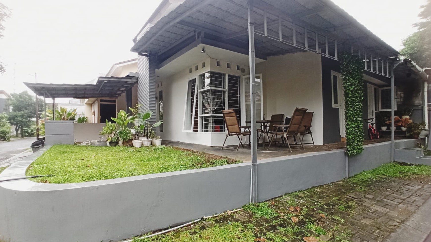 Rumah sejuk, Hoek, hadap Selatan bagus, lokasi strategis di Permata Bintaro Jaya Sektor 9