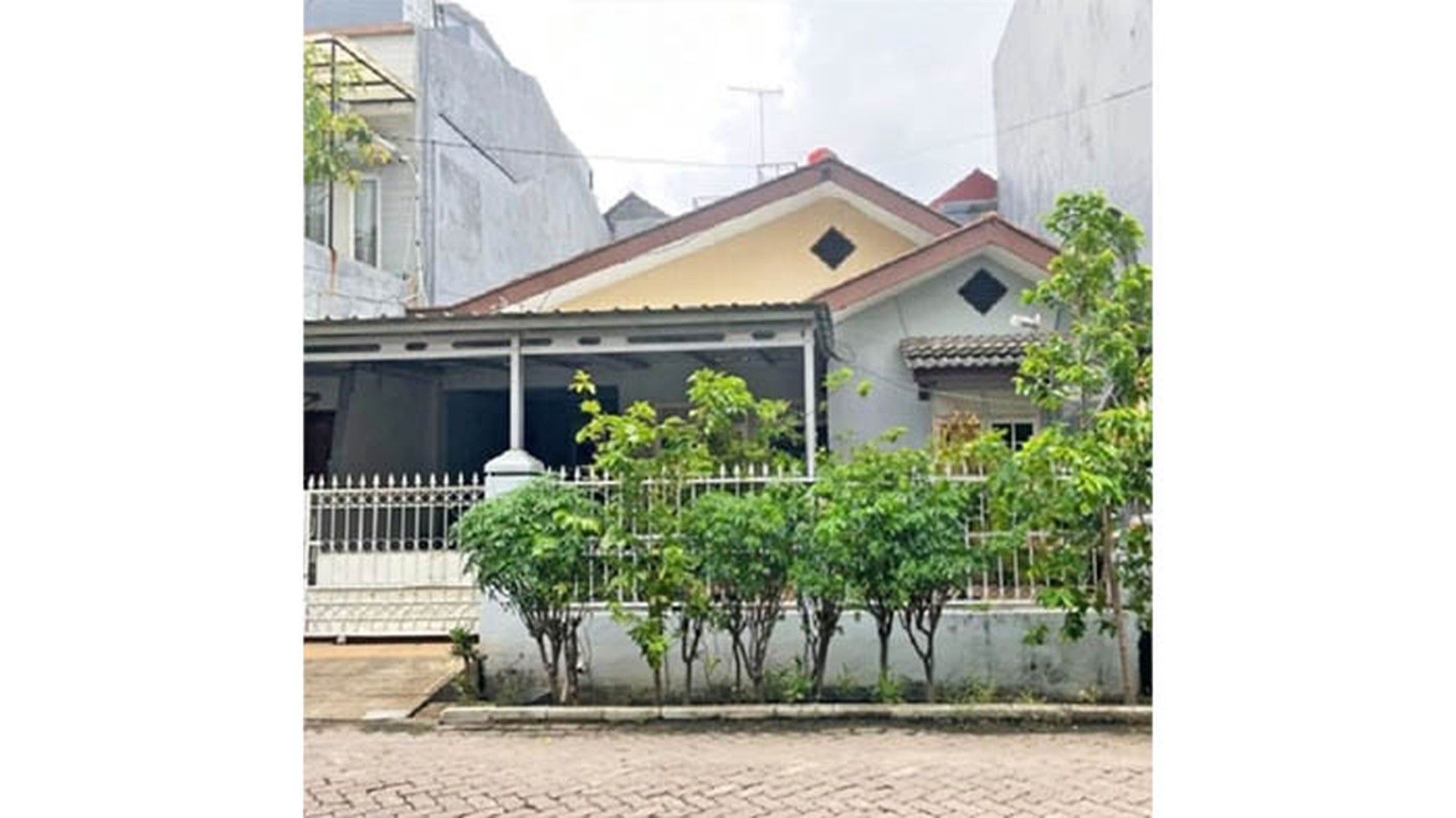 Rumah Gading Griya Lestari, Kelapa Gading Luas 10x15m2