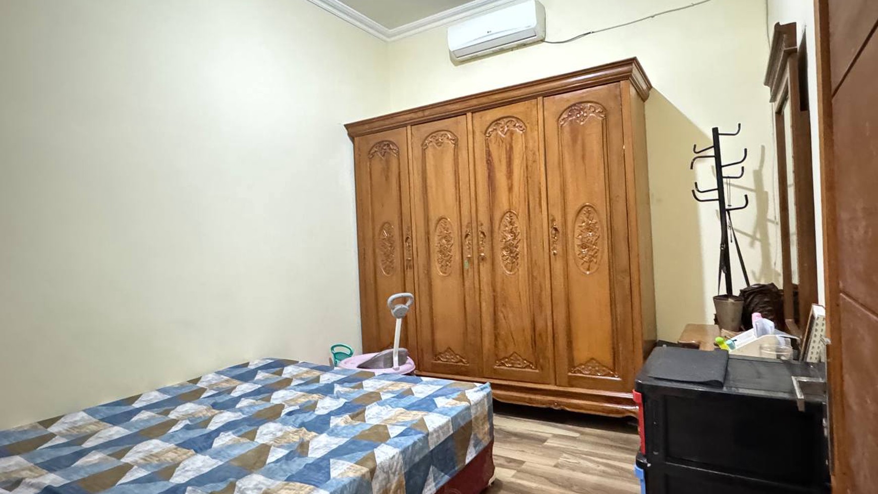 Cinangka rumah hoek harga murah