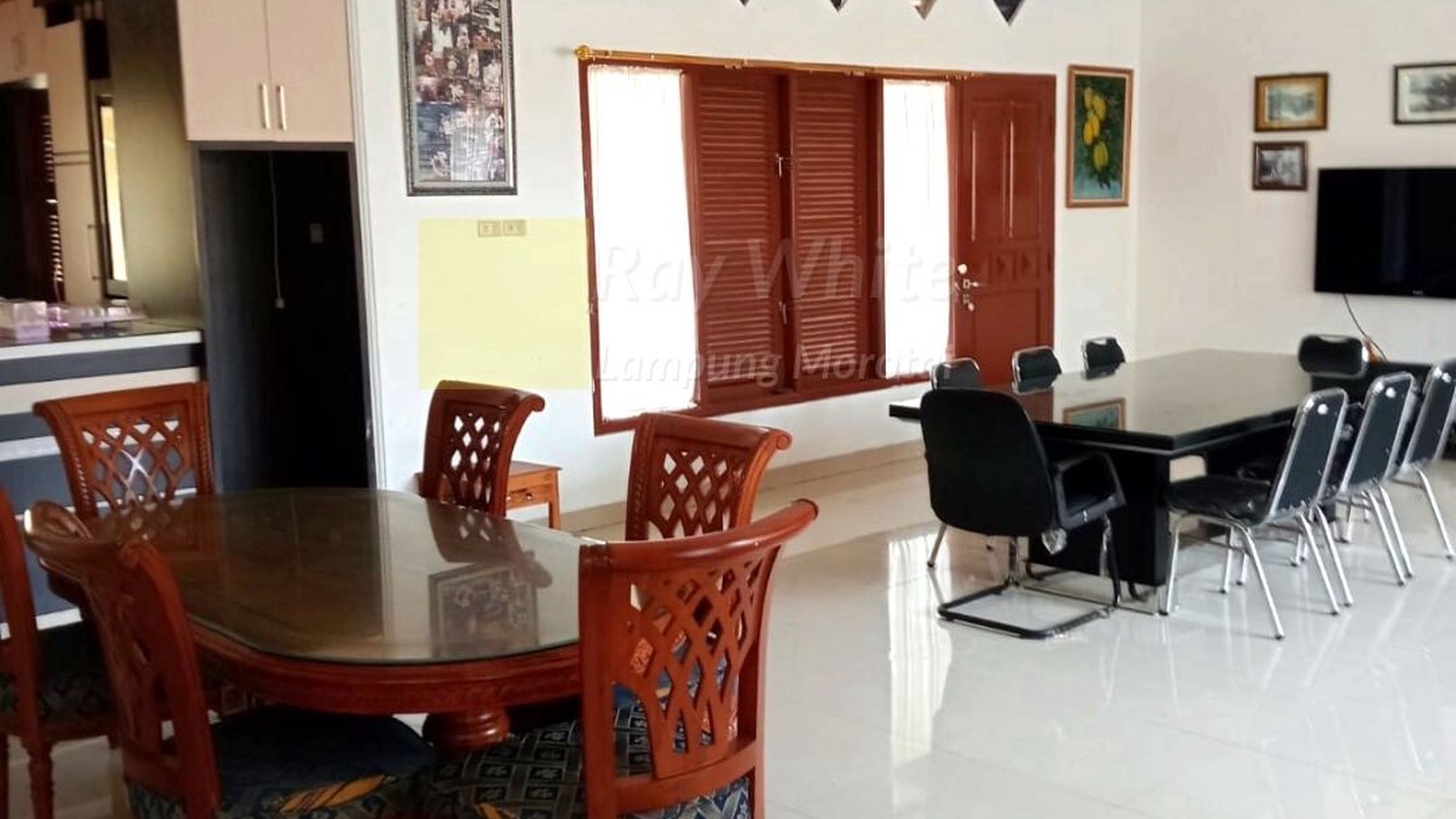 Disewakan rumah tengah kota cocok untuk kantor Lokasi tanjung karang bandar lampung