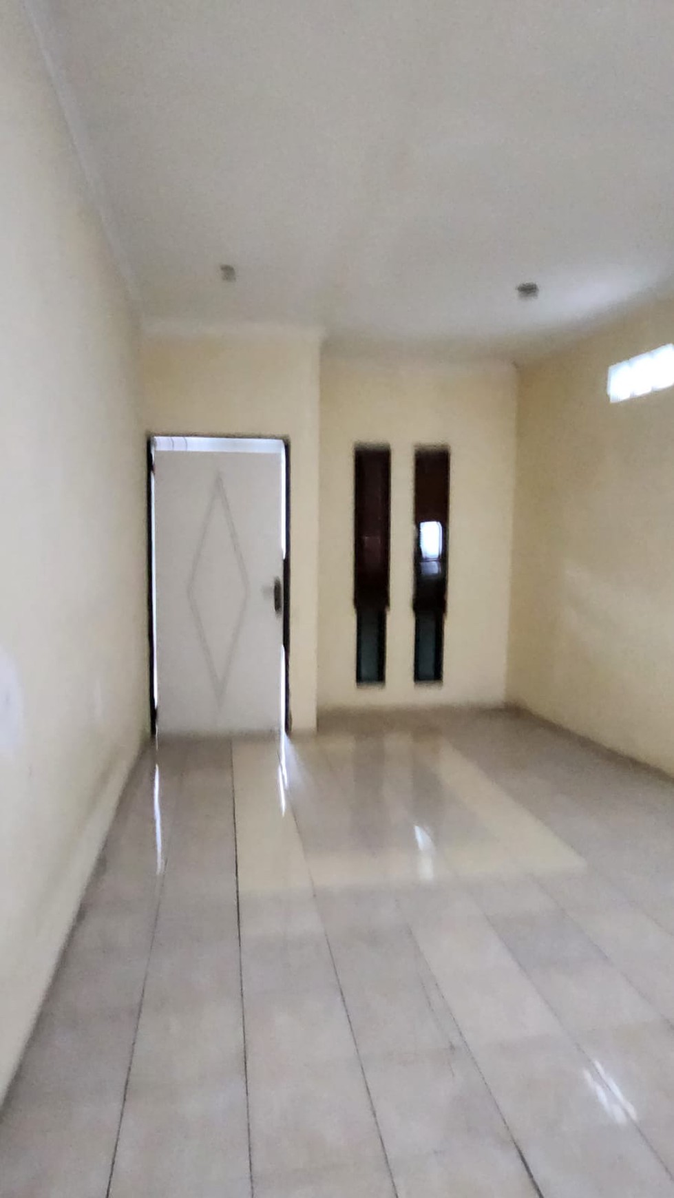 Jual Rugi - Rumah di Vila Nusa Indah 5 Ciangsana 